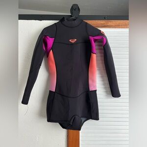 Roxy shorty wetsuit size 8
